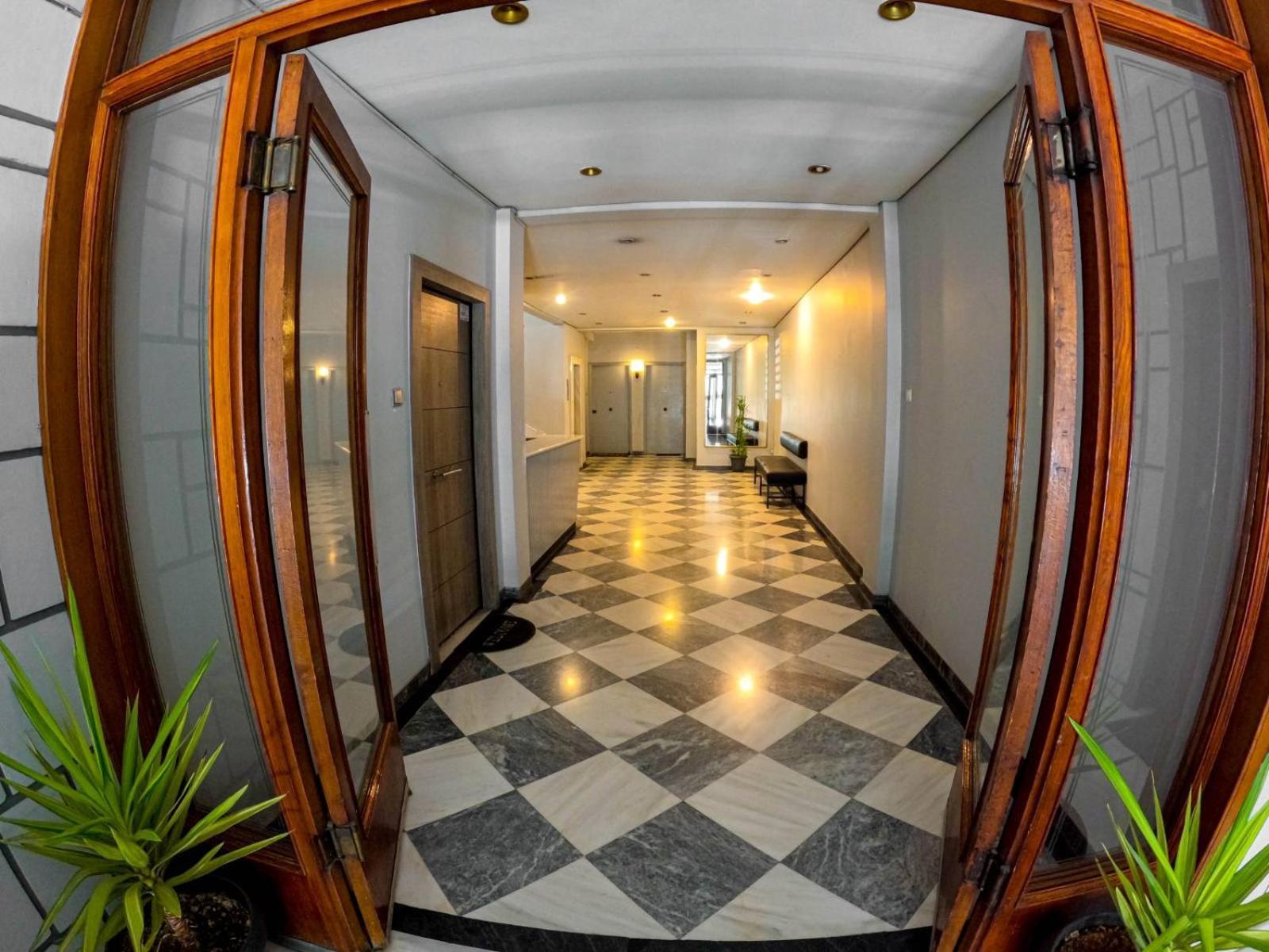 Comfortable Apt, Next To Archeological Museum! 雅典 外观 照片