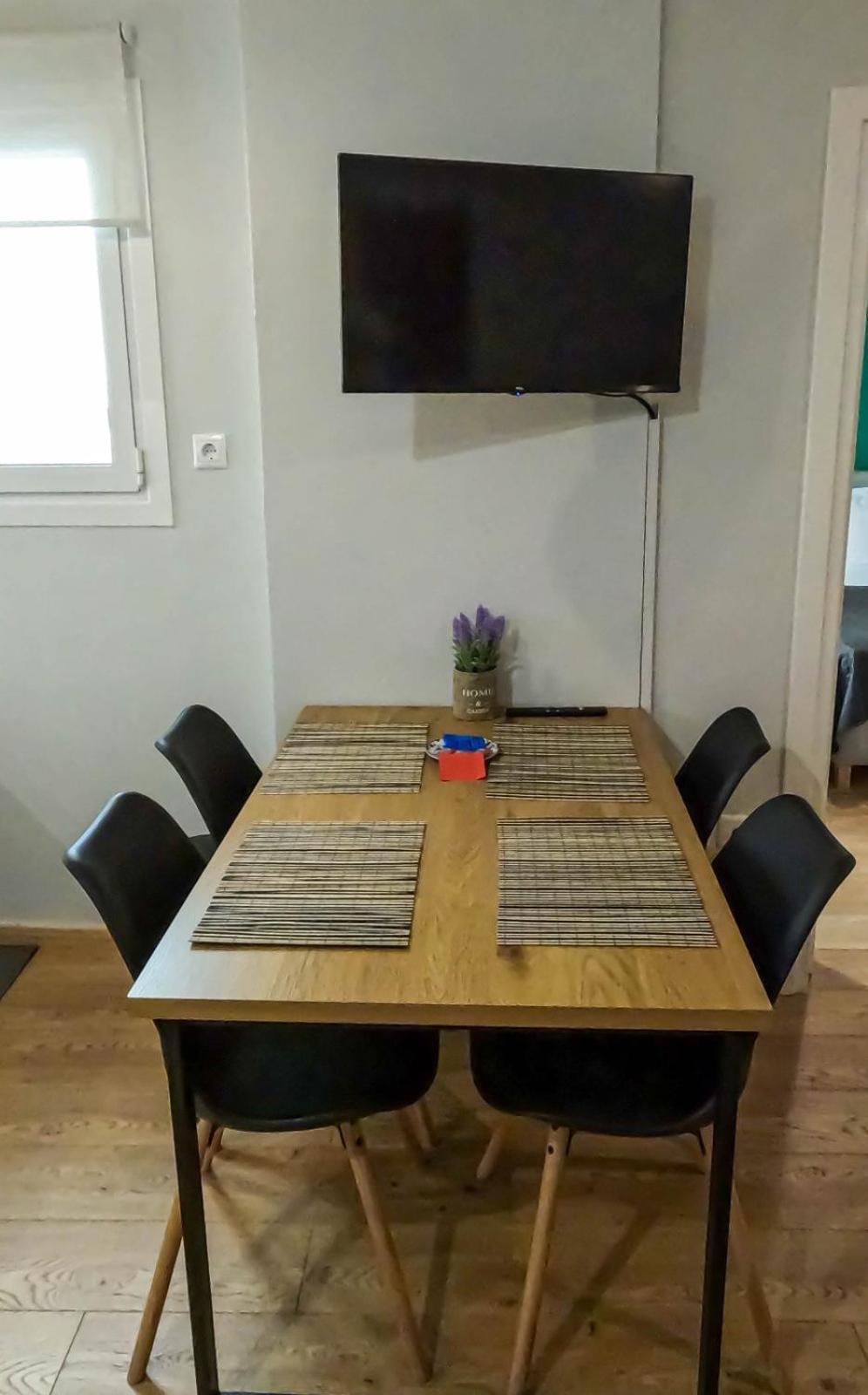 Comfortable Apt, Next To Archeological Museum! 雅典 外观 照片